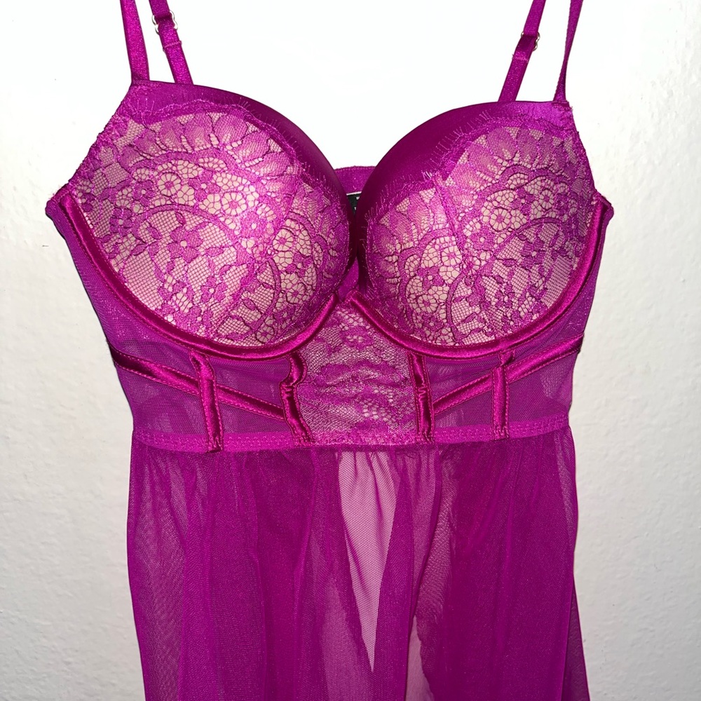 Victoria’s Secret lingerie 34c